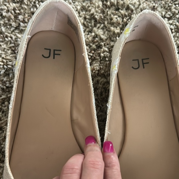 Daisy flats - Picture 5 of 5